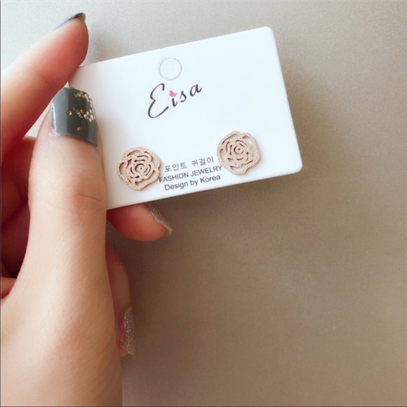 Trendy Jewels - Picture 4 of 5